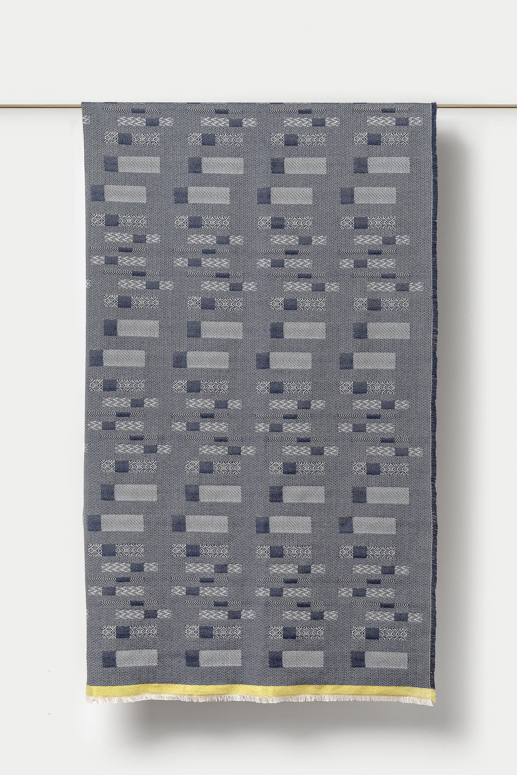 "Aurea" throw in Notte Blue